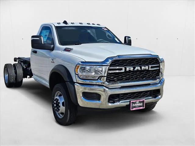 2024 RAM Ram 5500 Chassis Cab RAM 5500 TRADESMAN CHASSIS REGULAR CAB 4X2 84 CA