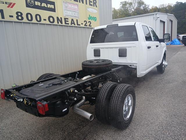 2024 RAM Ram 3500 Chassis Cab RAM 3500 TRADESMAN CREW CAB CHASSIS 4X4 60 CA