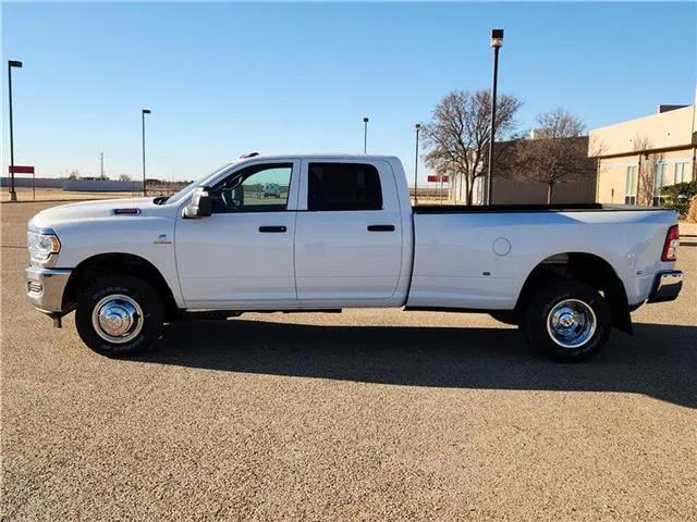 2024 RAM Ram 3500 RAM 3500 TRADESMAN CREW CAB 4X4 8 BOX