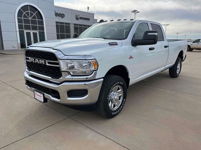 2024 RAM Ram 3500 RAM 3500 TRADESMAN CREW CAB 4X4 8 BOX