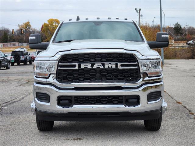 2024 RAM Ram 3500 RAM 3500 TRADESMAN CREW CAB 4X4 8 BOX