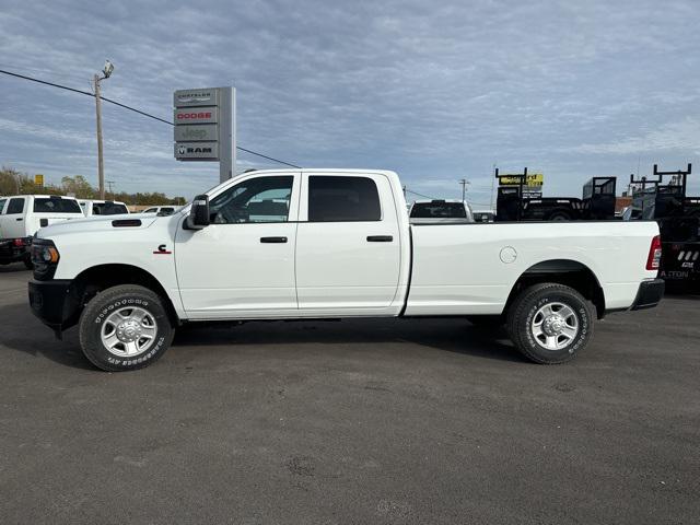 2024 RAM Ram 3500 RAM 3500 TRADESMAN CREW CAB 4X4 8 BOX