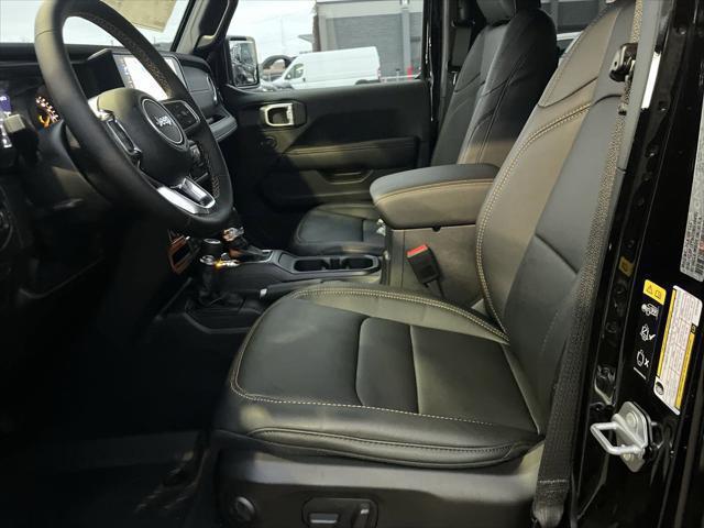 New 2025 Jeep Wrangler Sahara New 2025 Jeep Wrangler Sahara