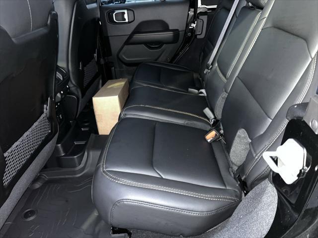 New 2025 Jeep Wrangler Sahara New 2025 Jeep Wrangler Sahara