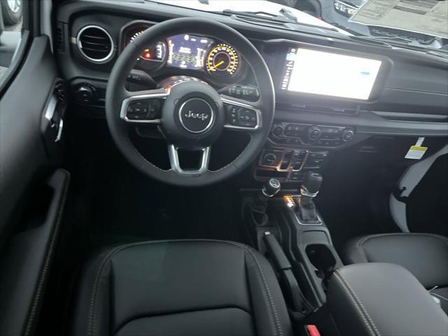 New 2025 Jeep Wrangler Sahara New 2025 Jeep Wrangler Sahara
