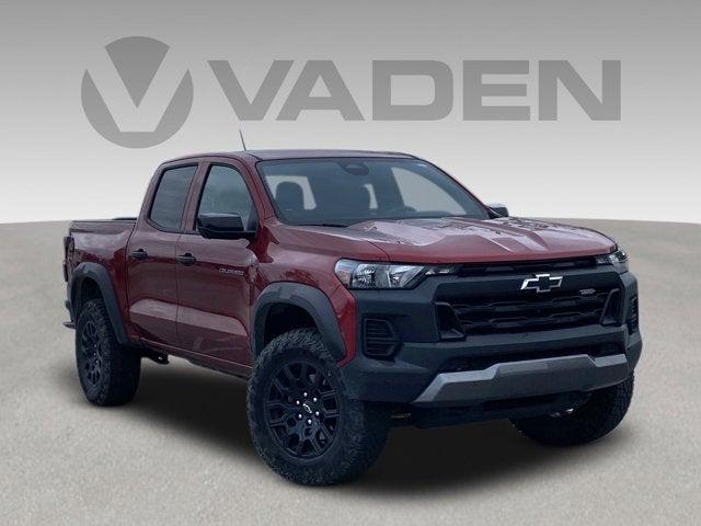 2023 Chevrolet Colorado 4WD Crew Cab Short Box Trail Boss