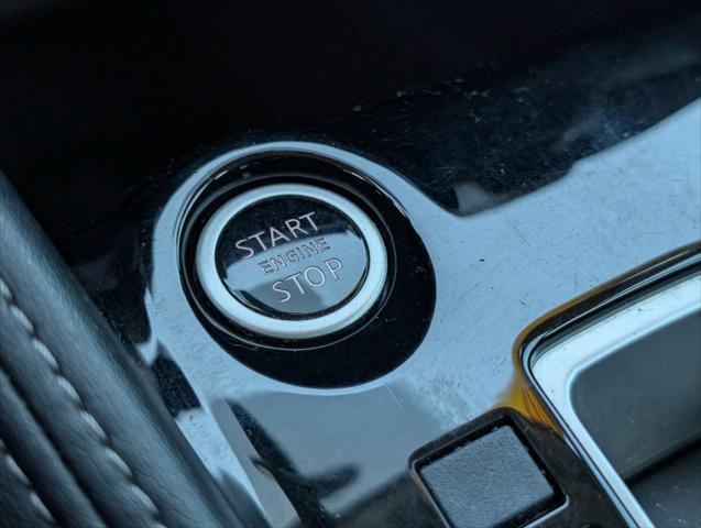 2020 Nissan Kicks SR Xtronic CVT