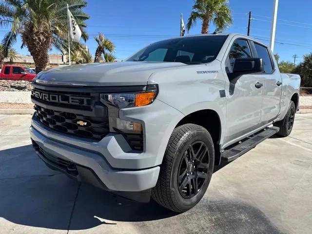 2024 Chevrolet Silverado 1500 4WD Crew Cab Standard Bed Custom