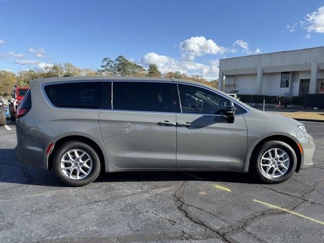 2025 Chrysler Pacifica PACIFICA SELECT