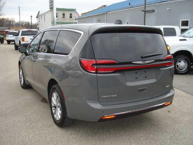 2025 Chrysler Pacifica PACIFICA SELECT AWD