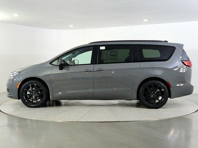 2025 Chrysler Pacifica PACIFICA LIMITED