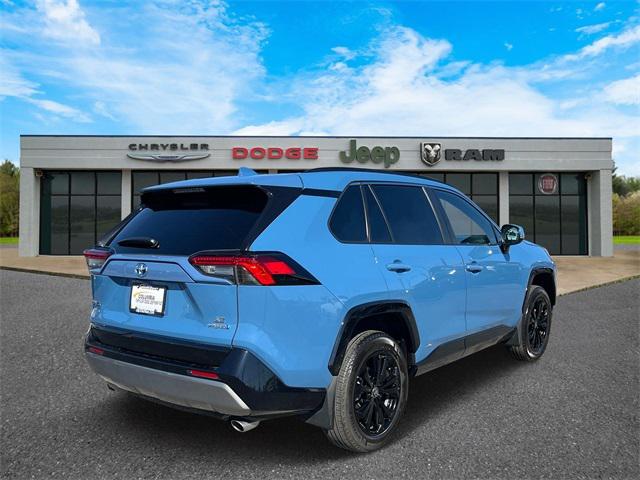 2024 Toyota RAV4 Hybrid SE