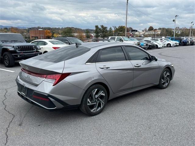 2024 Hyundai Elantra Limited 2024 Hyundai Elantra Limited