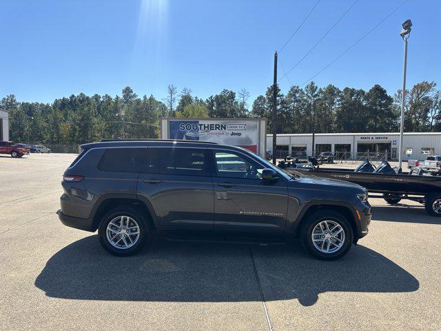 2024 Jeep Grand Cherokee L Laredo X 4x2