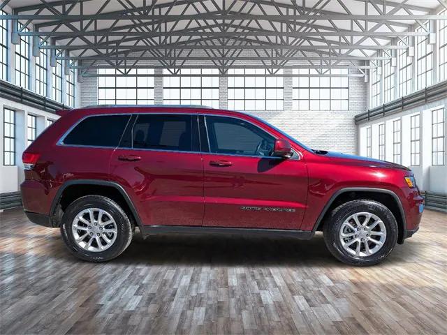 2021 Jeep Grand Cherokee Laredo E 4x2