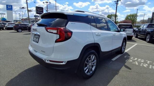 2024 GMC Terrain AWD SLT