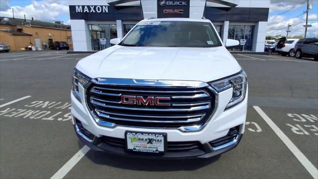 2024 GMC Terrain AWD SLT