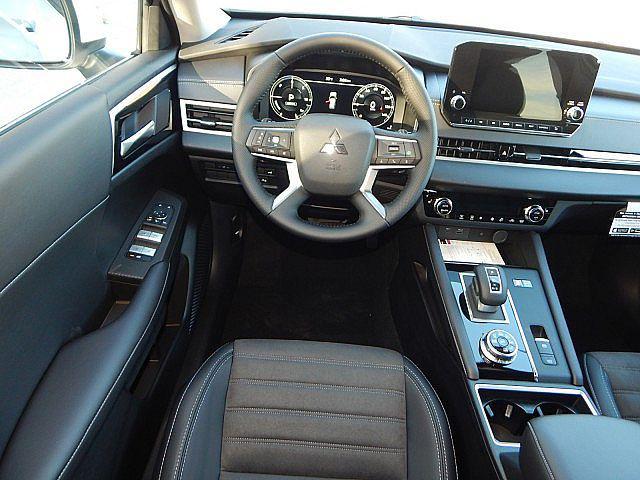 2025 Mitsubishi Outlander PHEV SE S-AWC