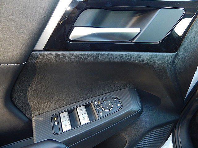 2025 Mitsubishi Outlander PHEV SE S-AWC