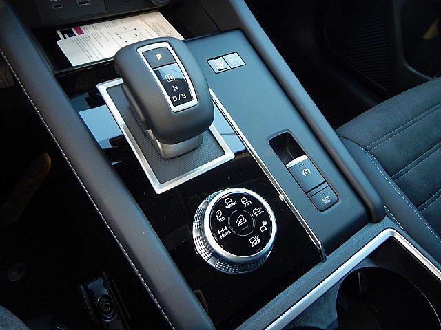 2025 Mitsubishi Outlander PHEV SE S-AWC