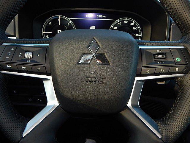 2025 Mitsubishi Outlander PHEV SE S-AWC