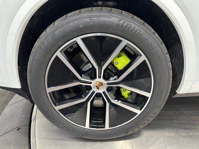 2025 Porsche Cayenne E-Hybrid