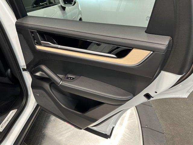 2025 Porsche Cayenne E-Hybrid