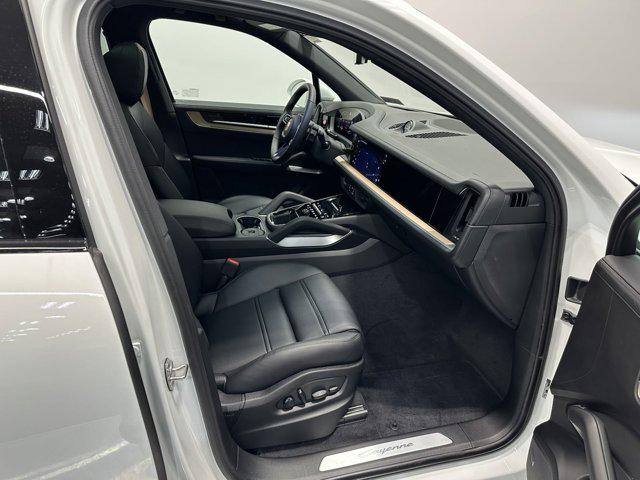 2025 Porsche Cayenne E-Hybrid