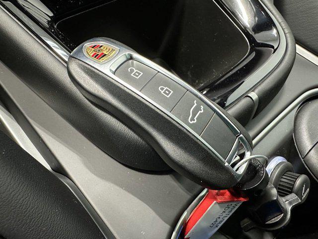 2025 Porsche Cayenne E-Hybrid