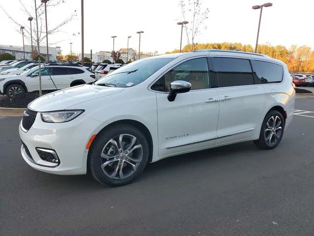 2025 Chrysler Pacifica PACIFICA PINNACLE