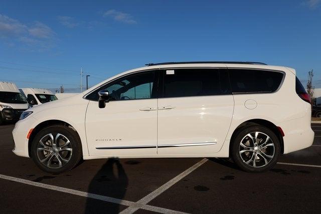 2025 Chrysler Pacifica PACIFICA PINNACLE AWD