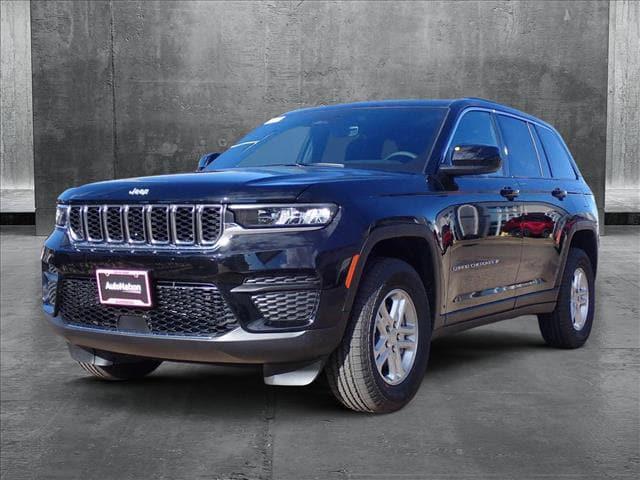 2025 Jeep Grand Cherokee GRAND CHEROKEE LAREDO 4X4