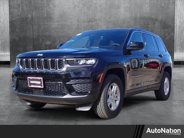 2025 Jeep Grand Cherokee GRAND CHEROKEE LAREDO 4X4