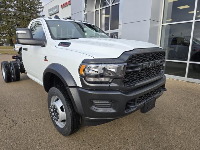 2024 RAM Ram 5500 Chassis Cab RAM 5500 TRADESMAN CHASSIS REGULAR CAB 4X4 84 CA