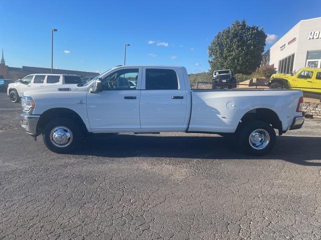 2024 RAM Ram 3500 RAM 3500 TRADESMAN CREW CAB 4X4 8 BOX