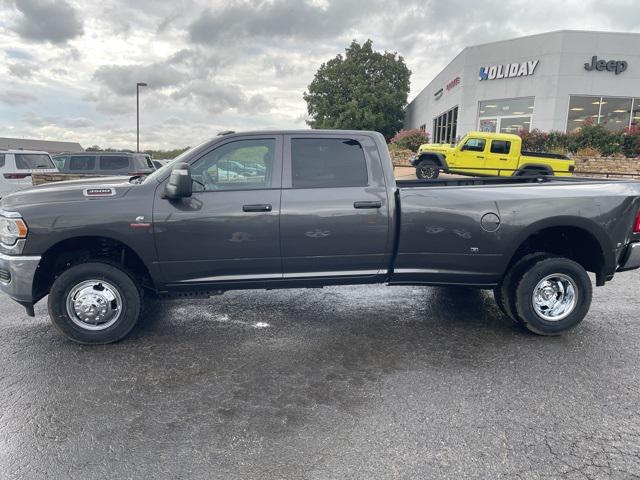 2024 RAM Ram 3500 RAM 3500 TRADESMAN CREW CAB 4X4 8 BOX