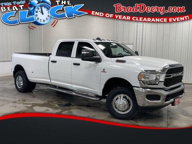 2024 RAM Ram 3500 RAM 3500 TRADESMAN CREW CAB 4X4 8 BOX