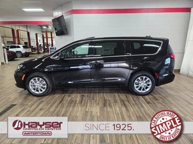 2025 Chrysler Pacifica PACIFICA SELECT AWD
