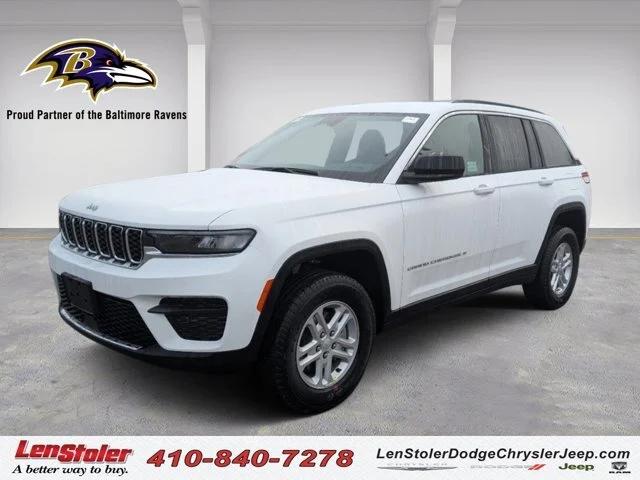 2025 Jeep Grand Cherokee GRAND CHEROKEE LAREDO 4X4