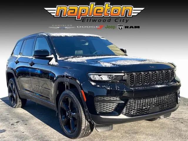 2025 Jeep Grand Cherokee GRAND CHEROKEE ALTITUDE X 4X4