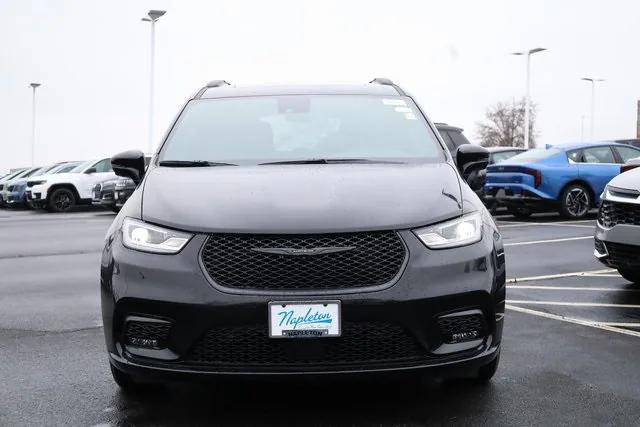 2025 Chrysler Pacifica Hybrid PACIFICA PLUG-IN HYBRID S APPEARANCE