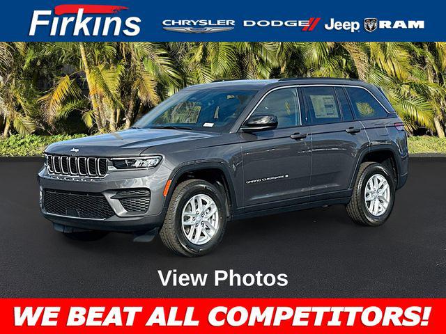 2025 Jeep Grand Cherokee GRAND CHEROKEE LAREDO X 4X4