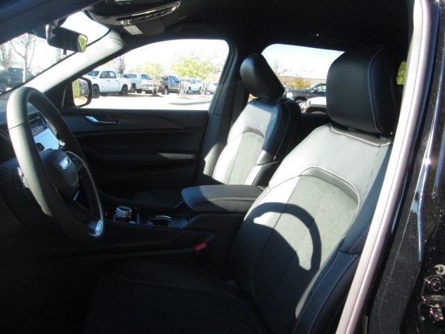 2025 Jeep Grand Cherokee GRAND CHEROKEE ALTITUDE 4X4