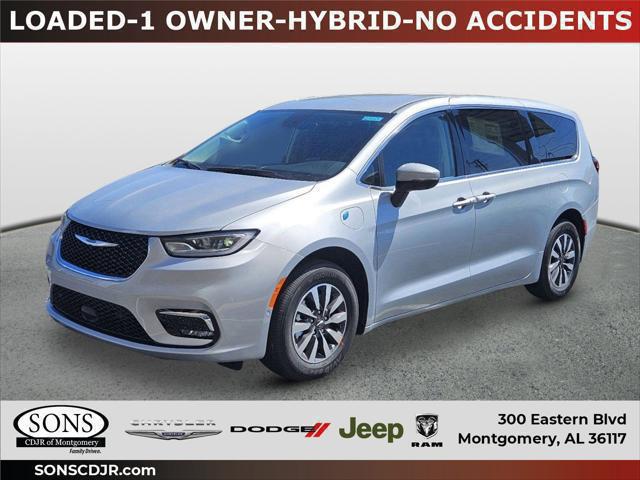 2023 Chrysler Pacifica Hybrid Touring L