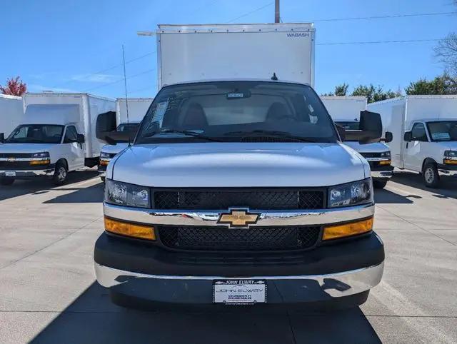 2024 Chevrolet Express Cutaway Work Van