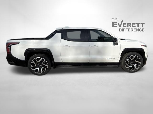 2024 Chevrolet Silverado EV RST