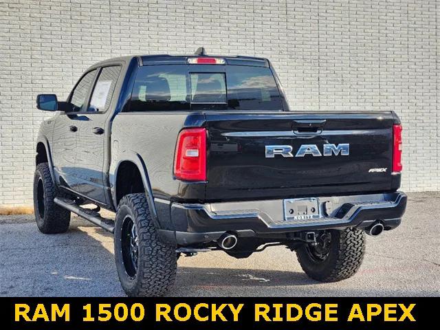 2025 RAM Ram 1500 RAM 1500 BIG HORN CREW CAB 4X4 57 BOX