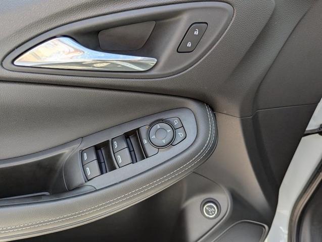 2022 Buick Encore GX FWD Select