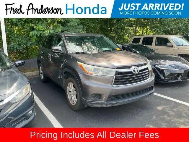 2014 Toyota Highlander LE for sale in Greenville, SC