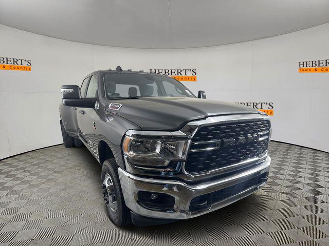 2024 RAM Ram 3500 RAM 3500 BIG HORN CREW CAB 4X4 8 BOX